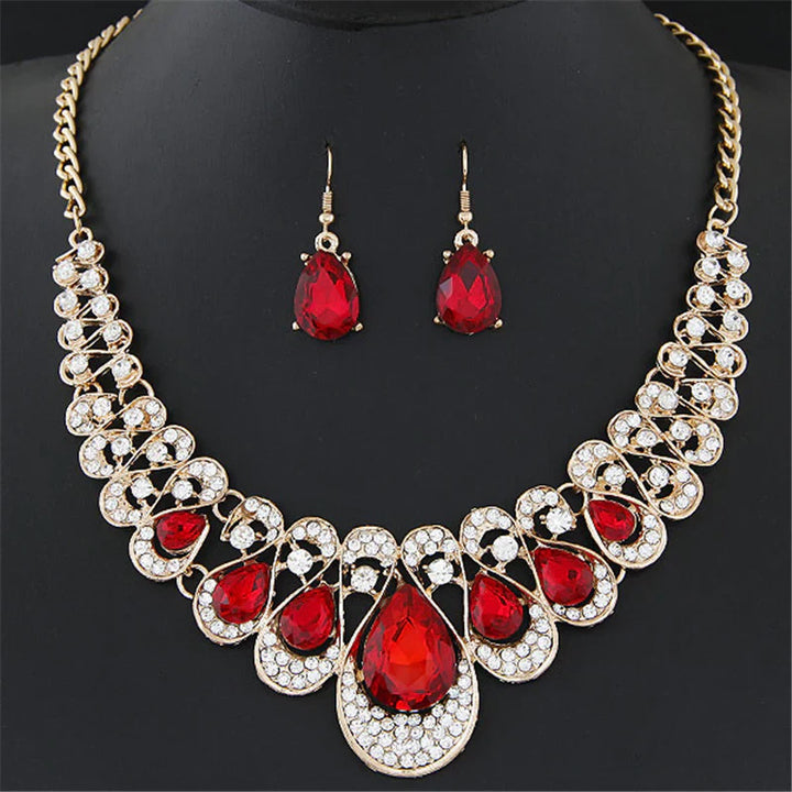 Conjunto de joyas de oro Maevina Crimselle