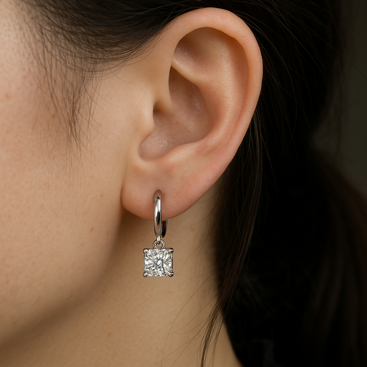 Pendientes colgantes cuadrados Aurora | Oro blanco