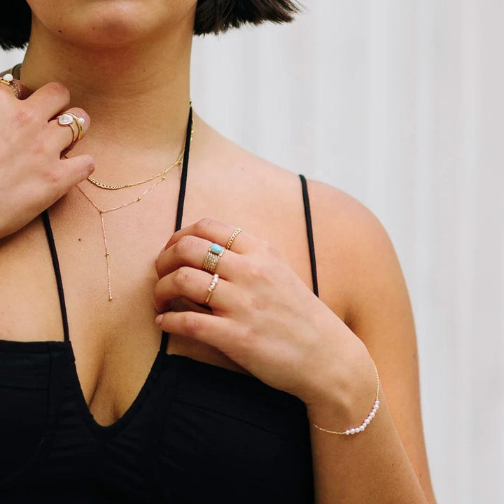 Anillo apilable de perlas de agua dulce