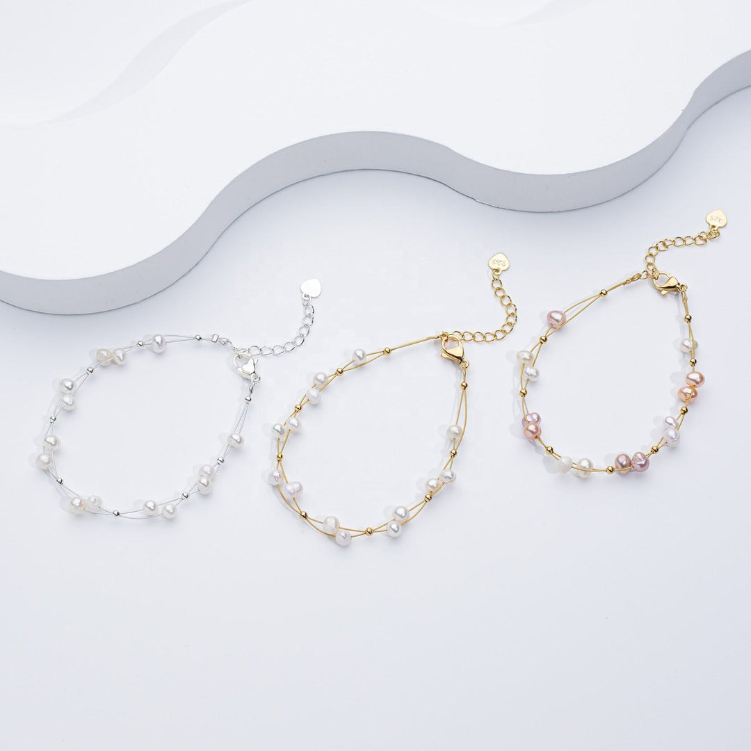 Pulsera tejida con perlas de agua dulce