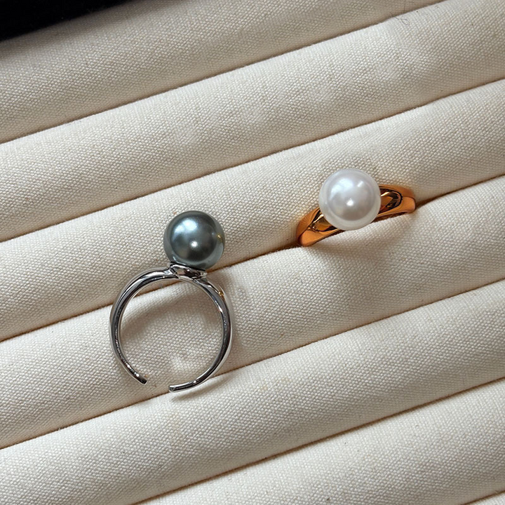 Vintage Pearl Geometric Ring