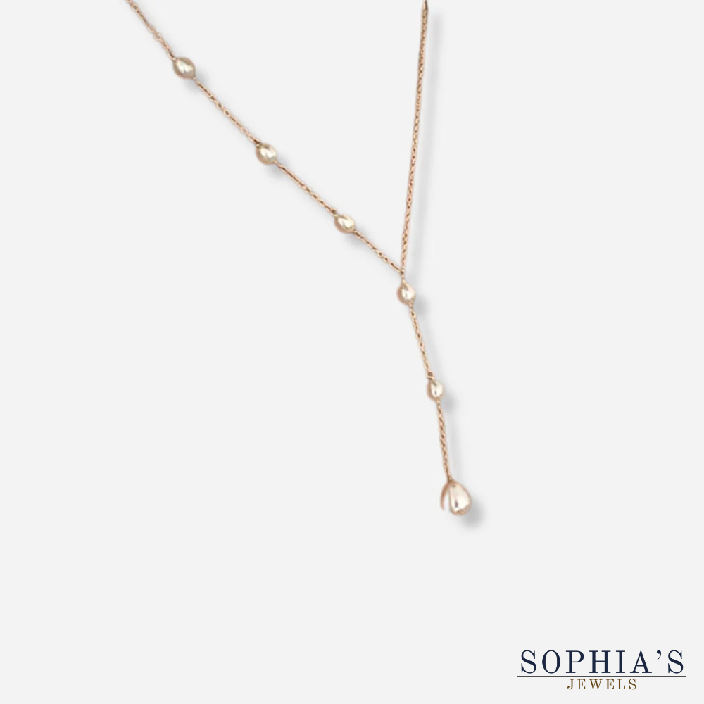 Collar de perlas con colgante vintage