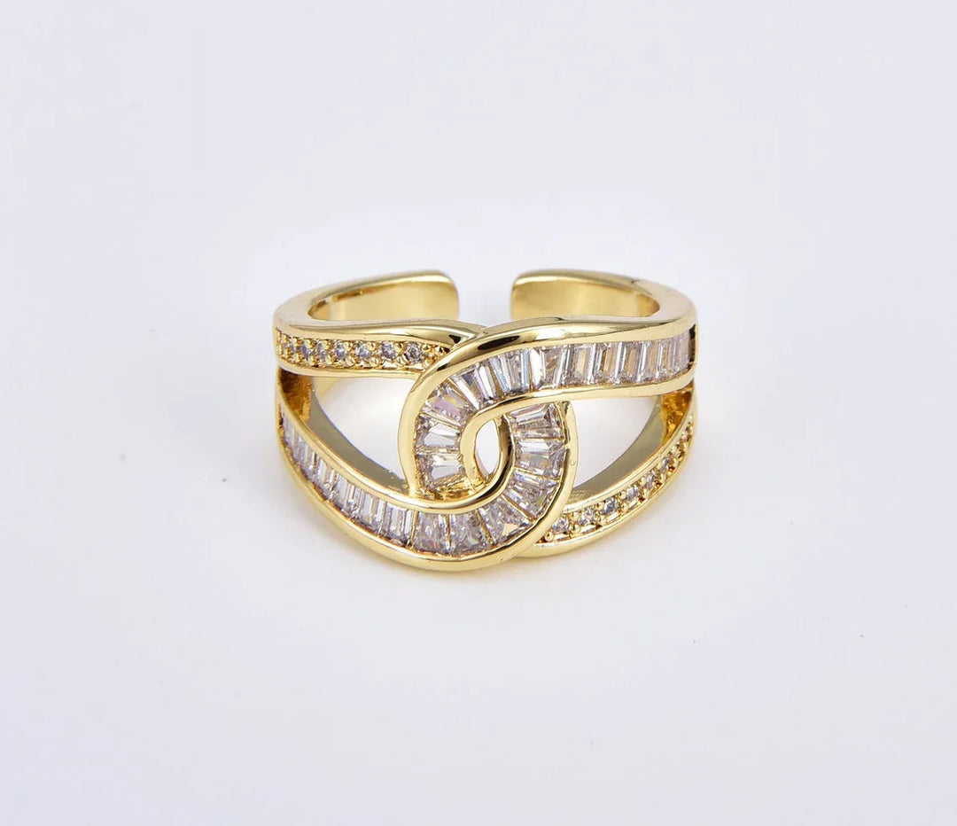 Anillo elegante anudado