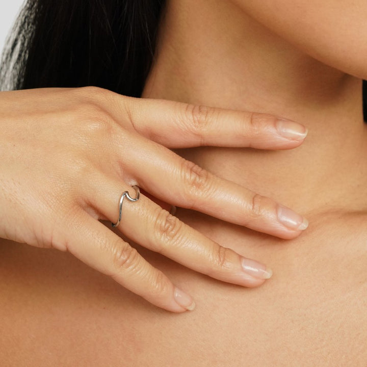 Anillo de plata con ondas de Imari