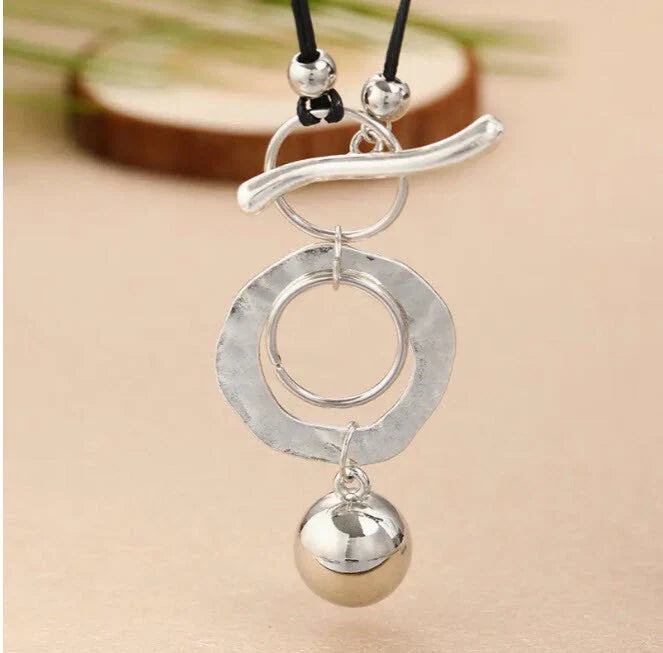 Collar de plata vintage