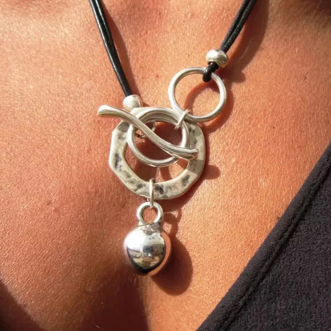 Collar de plata vintage